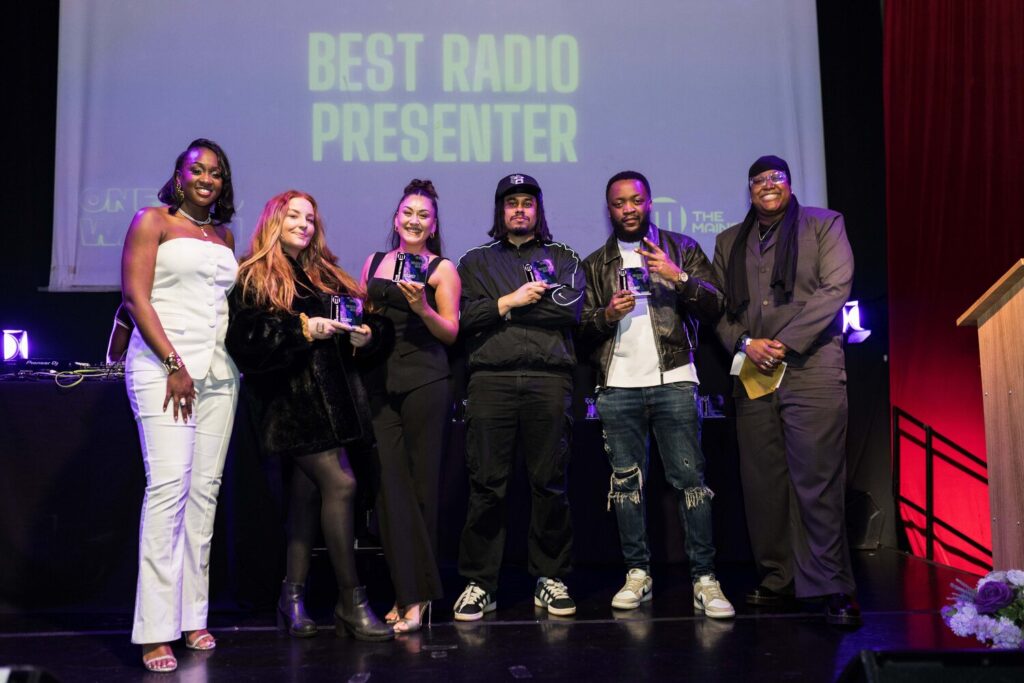Mainstream's award